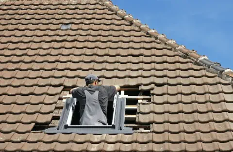 Pose de velux - Saint-Martin-du-Vivier